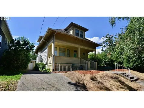 3957 N Colonial Avenue Portland OR 97227