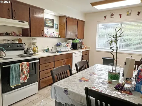3716 22nd Avenue Forest Grove OR 97116