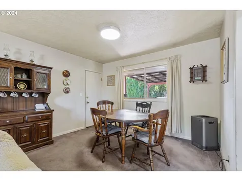 2111 Division Street Camas WA 98607