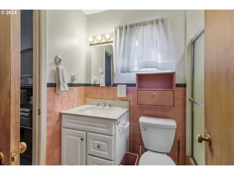 2111 Division Street Camas WA 98607
