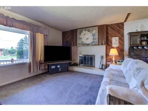 2111 Division Street Camas WA 98607