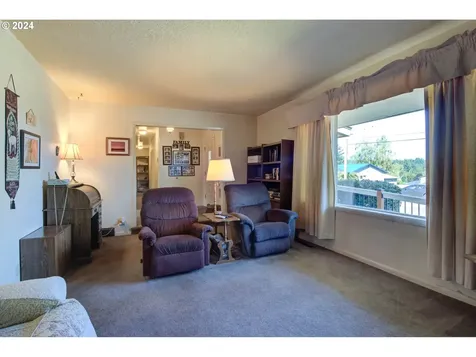 2111 Division Street Camas WA 98607