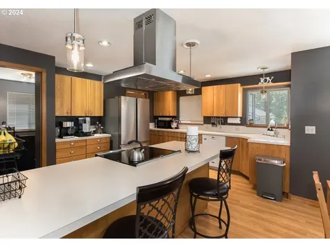 41500 Se Vista Loop Drive Sandy OR 97055