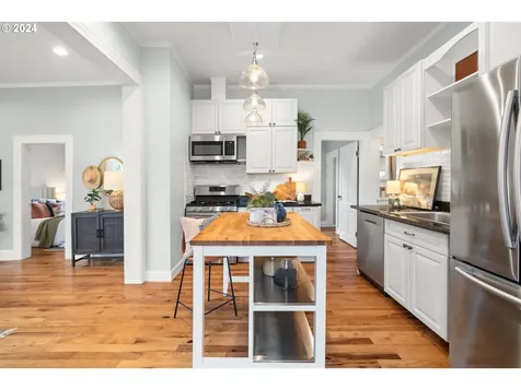 3915 Se 28th Avenue Portland OR 97202