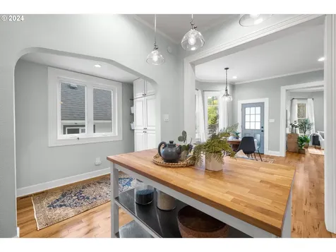 3915 Se 28th Avenue Portland OR 97202