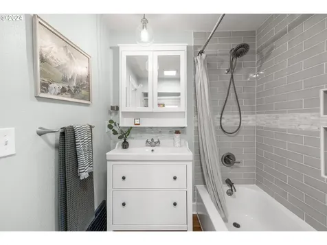 3915 Se 28th Avenue Portland OR 97202