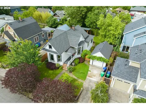 3915 Se 28th Avenue Portland OR 97202