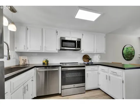 1500 Norkenzie Road Eugene OR 97401