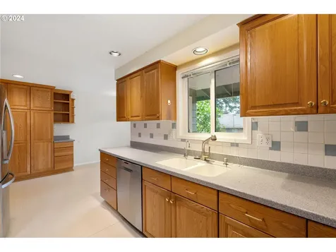 6615 Tudor Court Gladstone OR 97027