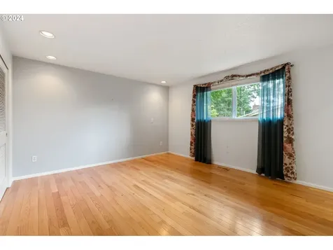 6615 Tudor Court Gladstone OR 97027