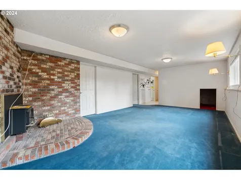 6615 Tudor Court Gladstone OR 97027