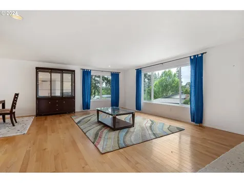 6615 Tudor Court Gladstone OR 97027