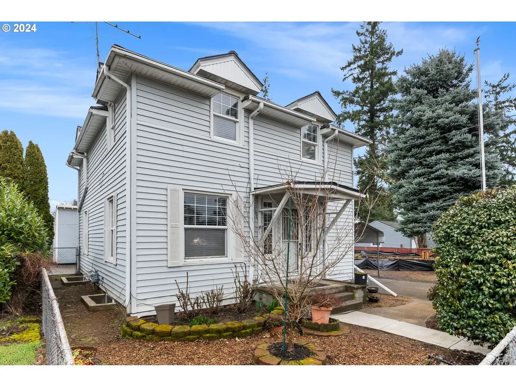 7015 Se Fir Avenue Portland OR 97206