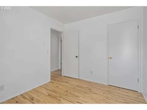 16841 SE Franklin Street Portland OR 97236