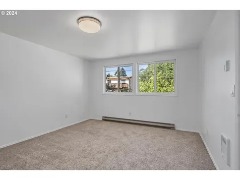 16841 SE Franklin Street Portland OR 97236
