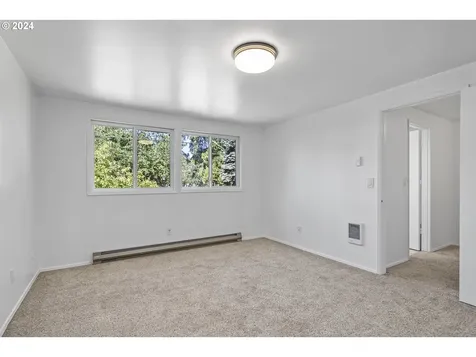 16841 SE Franklin Street Portland OR 97236