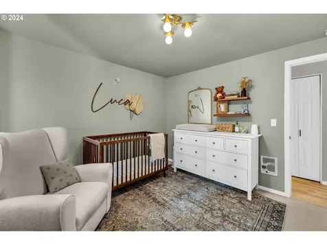 5822 SW Multnomah Boulevard Portland OR 97219