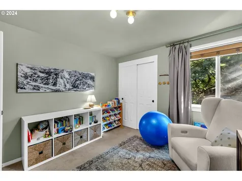 5822 SW Multnomah Boulevard Portland OR 97219