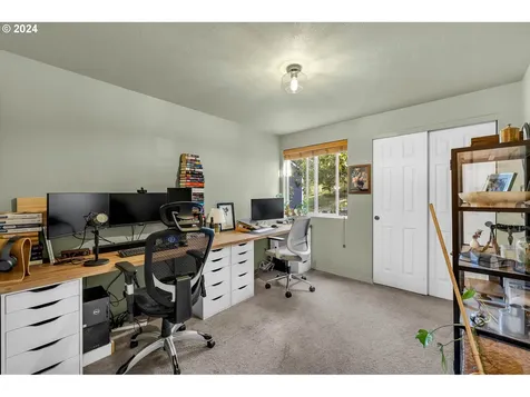 5822 SW Multnomah Boulevard Portland OR 97219