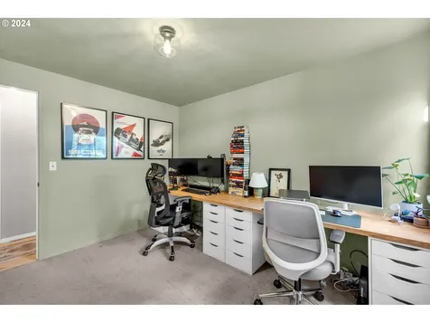 5822 SW Multnomah Boulevard Portland OR 97219