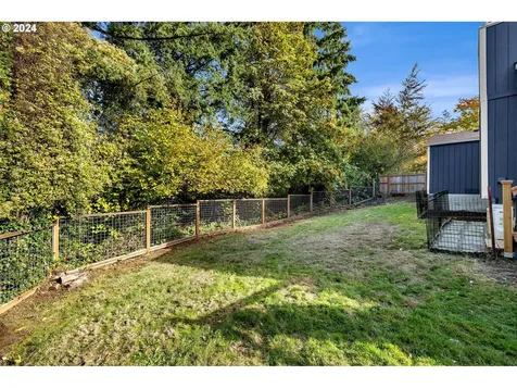 5822 SW Multnomah Boulevard Portland OR 97219