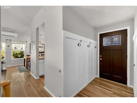 5822 SW Multnomah Boulevard Portland OR 97219