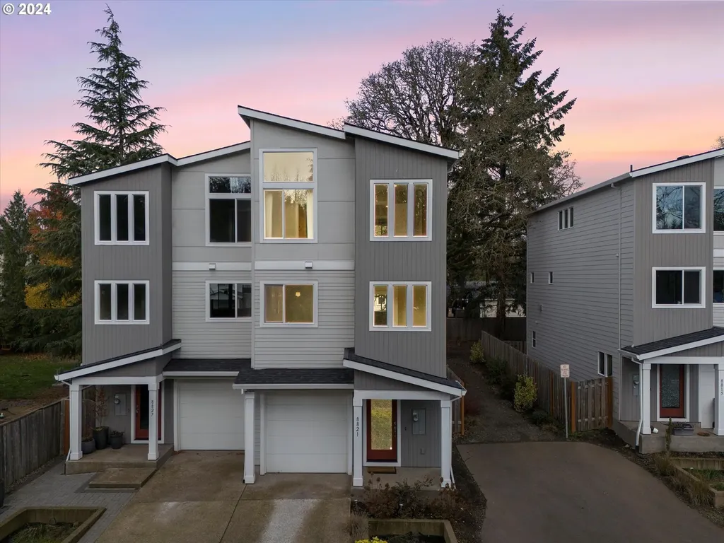 8821 SW Thorn Street Portland OR 97223