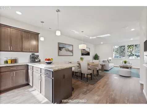 8821 SW Thorn Street Portland OR 97223