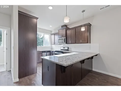 8821 SW Thorn Street Portland OR 97223