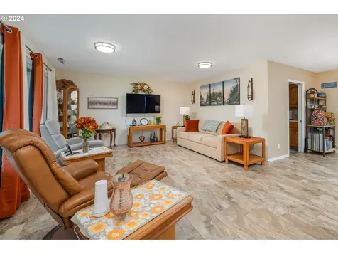 3217 Maple Street Longview WA 98632