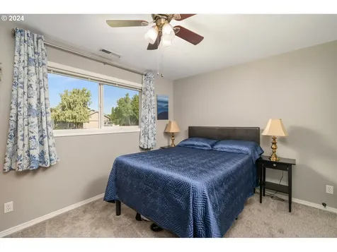 3217 Maple Street Longview WA 98632