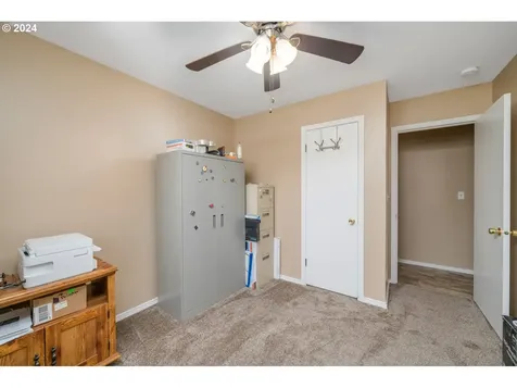 3217 Maple Street Longview WA 98632