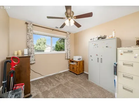 3217 Maple Street Longview WA 98632