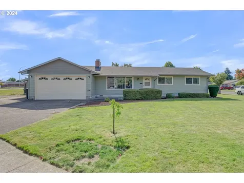 3217 Maple Street Longview WA 98632