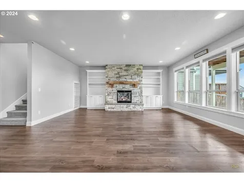 2157 Giovanni Avenue S Salem OR 97306