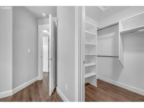 2157 Giovanni Avenue S Salem OR 97306