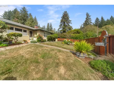 775 N 14th Street Coos Bay OR 97420