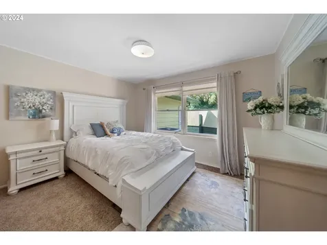 775 N 14th Street Coos Bay OR 97420