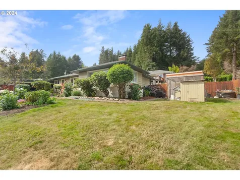 775 N 14th Street Coos Bay OR 97420