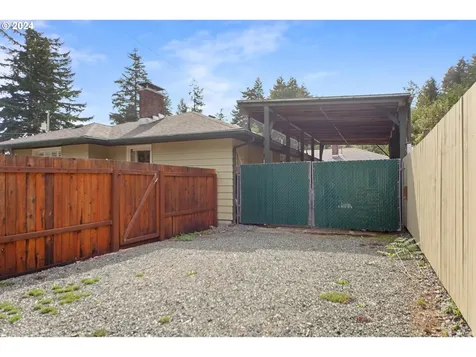 775 N 14th Street Coos Bay OR 97420