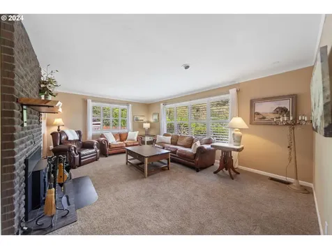 775 N 14th Street Coos Bay OR 97420