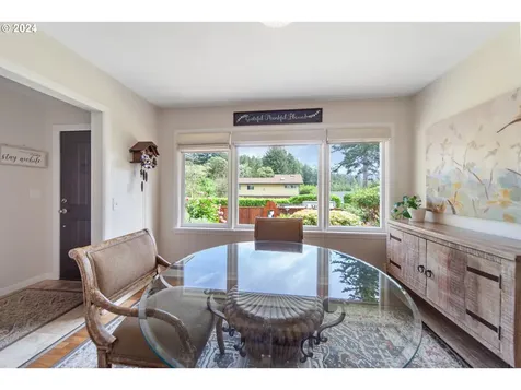 775 N 14th Street Coos Bay OR 97420