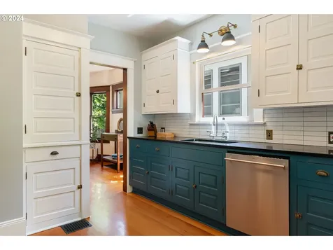1815 Se 41st Avenue Portland OR 97214