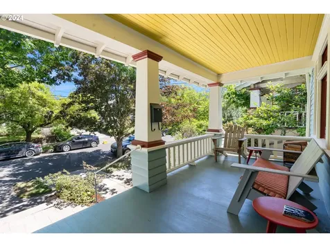1815 Se 41st Avenue Portland OR 97214