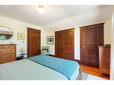 1815 Se 41st Avenue Portland OR 97214