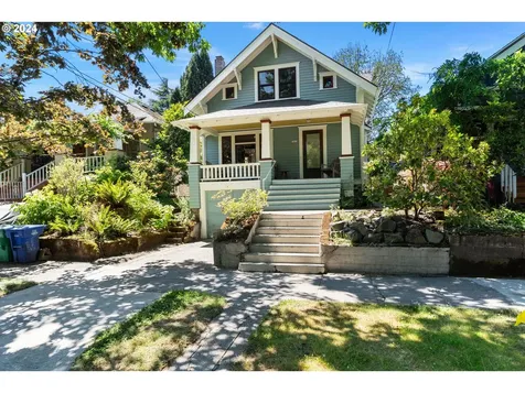 1815 Se 41st Avenue Portland OR 97214