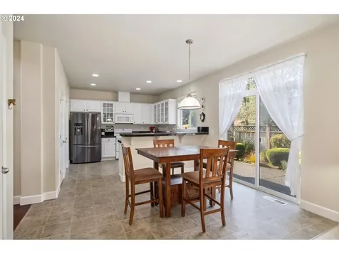 52091 SE 9th Street Scappoose OR 97056