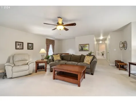 52091 SE 9th Street Scappoose OR 97056