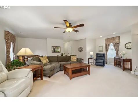 52091 SE 9th Street Scappoose OR 97056