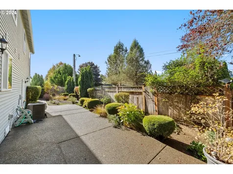 52091 SE 9th Street Scappoose OR 97056